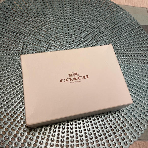 NWT Coach Key Charm - Picture 3 of 4